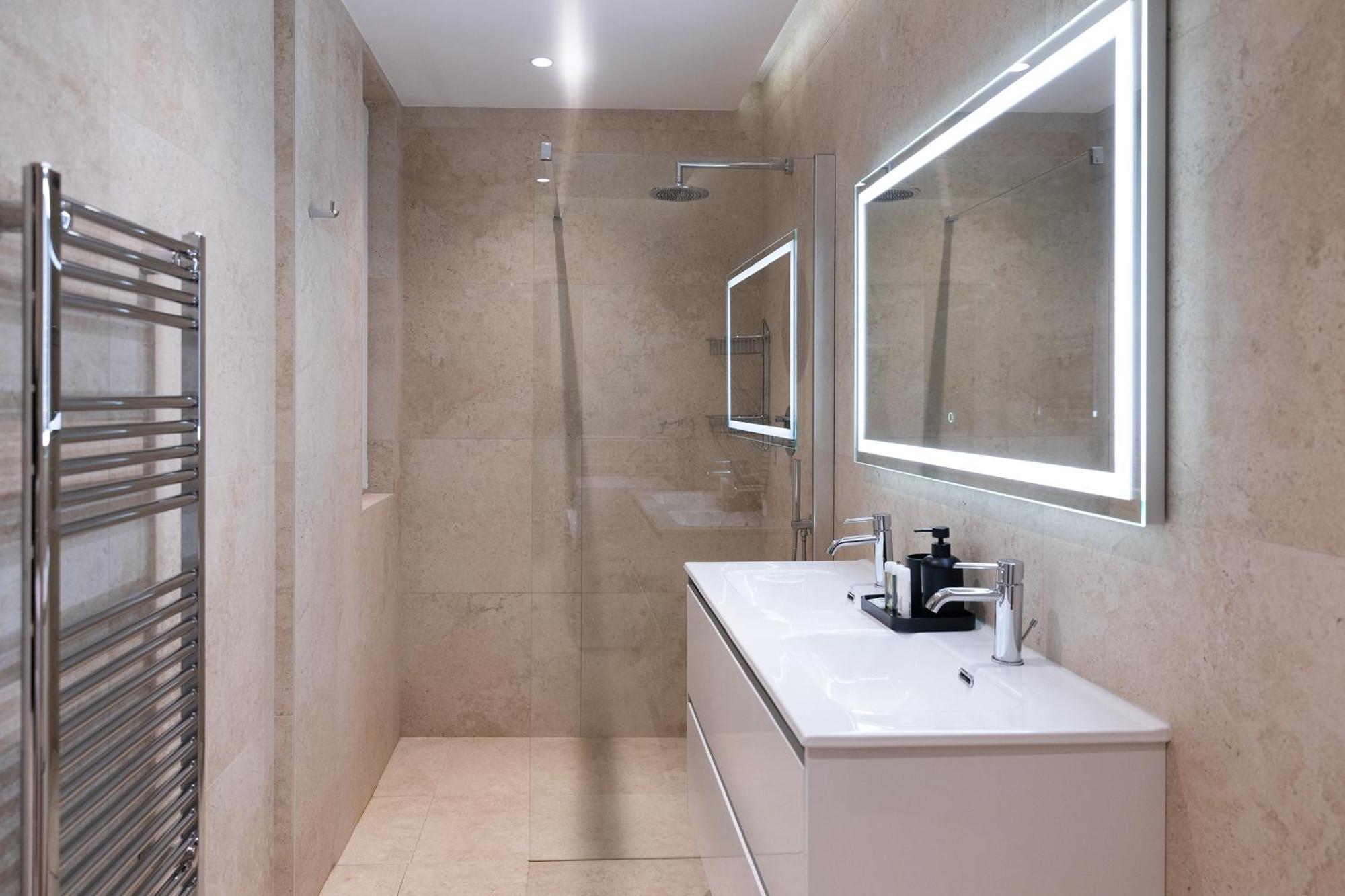 Florette Suite 1Br With Stunning Lounge Terrace By Arcobnb Floriana Eksteriør bilde