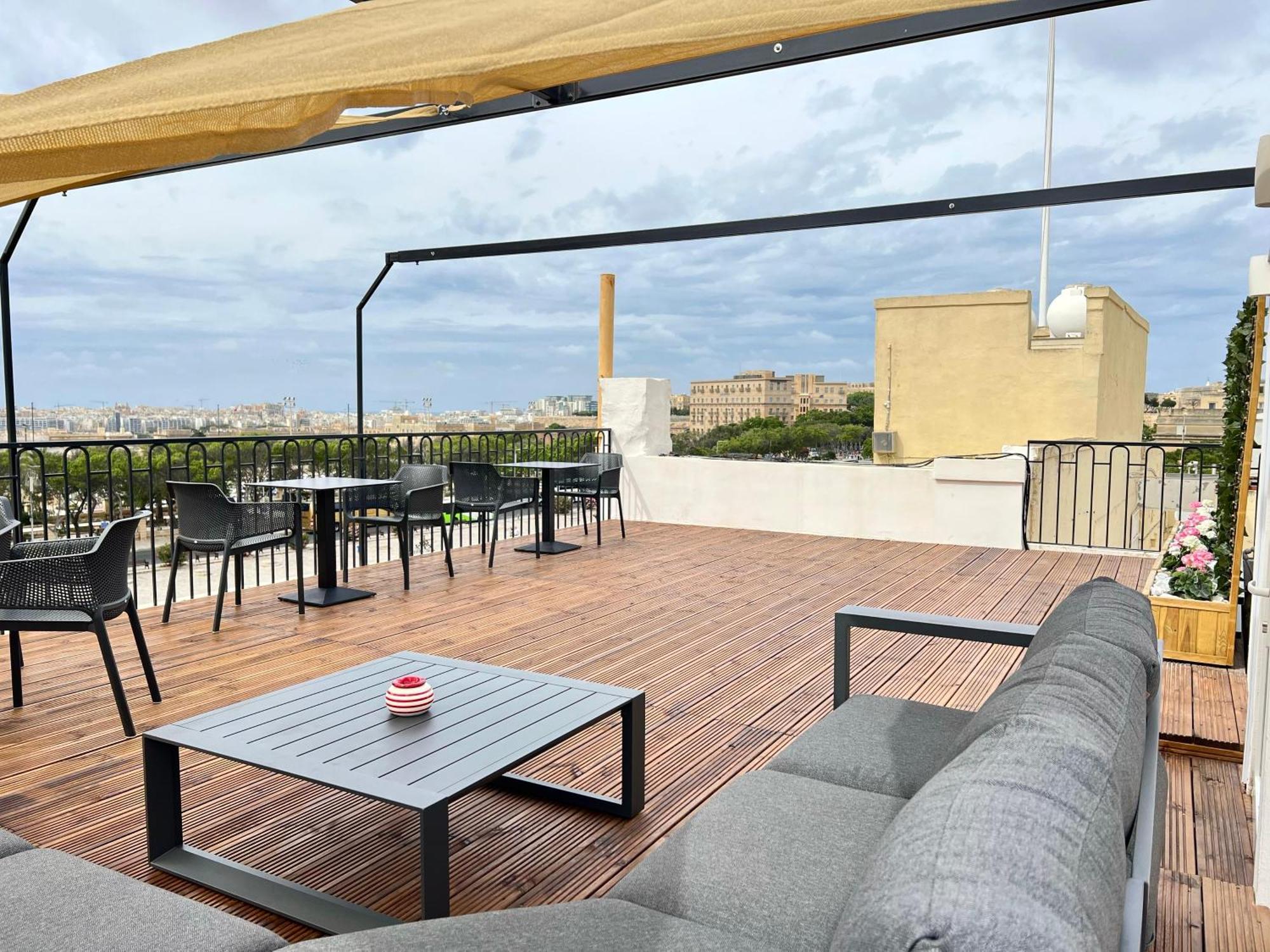 Florette Suite 1Br With Stunning Lounge Terrace By Arcobnb Floriana Eksteriør bilde